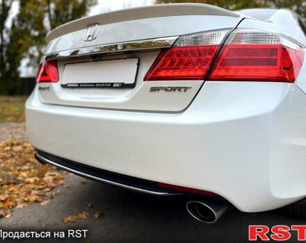 Білий Хонда Аккорд, об'ємом двигуна 2.4 л та пробігом 134 тис. км за 12900 $, фото 10 на Automoto.ua