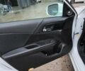Білий Хонда Аккорд, об'ємом двигуна 2.4 л та пробігом 139 тис. км за 12500 $, фото 12 на Automoto.ua