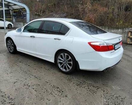 Білий Хонда Аккорд, об'ємом двигуна 2.4 л та пробігом 139 тис. км за 12500 $, фото 2 на Automoto.ua