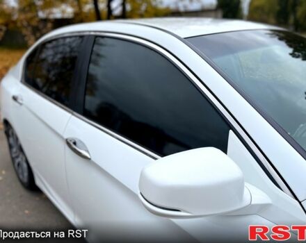 Білий Хонда Аккорд, об'ємом двигуна 2.4 л та пробігом 134 тис. км за 12900 $, фото 9 на Automoto.ua