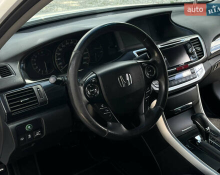 Белый Хонда Аккорд, объемом двигателя 2.4 л и пробегом 191 тыс. км за 13900 $, фото 9 на Automoto.ua