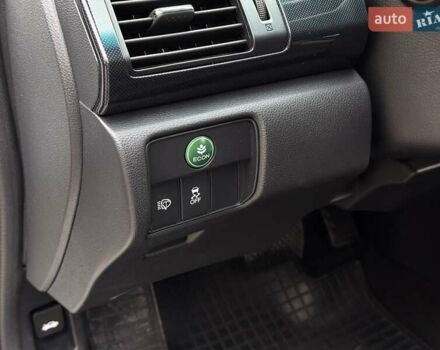 Білий Хонда Аккорд, об'ємом двигуна 2.4 л та пробігом 122 тис. км за 13500 $, фото 23 на Automoto.ua