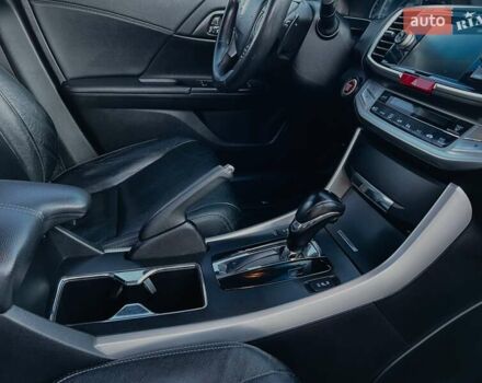 Білий Хонда Аккорд, об'ємом двигуна 2.35 л та пробігом 135 тис. км за 15300 $, фото 25 на Automoto.ua