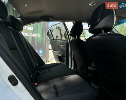 Белый Хонда Аккорд, объемом двигателя 2.4 л и пробегом 191 тыс. км за 13900 $, фото 16 на Automoto.ua