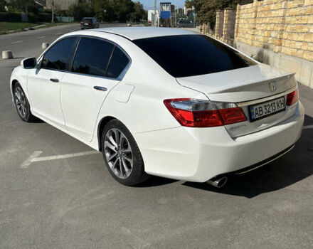 Білий Хонда Аккорд, об'ємом двигуна 2.4 л та пробігом 187 тис. км за 13300 $, фото 4 на Automoto.ua