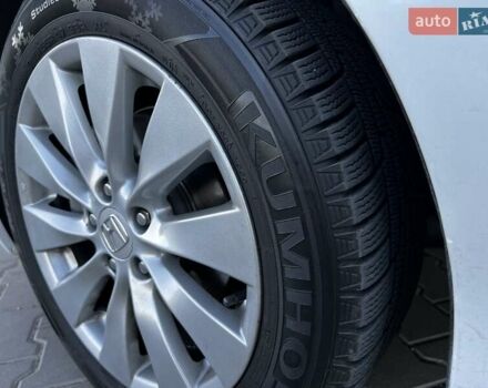 Білий Хонда Аккорд, об'ємом двигуна 2.35 л та пробігом 135 тис. км за 15300 $, фото 35 на Automoto.ua