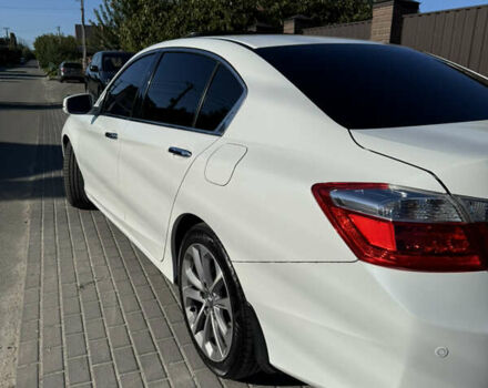 Белый Хонда Аккорд, объемом двигателя 3.47 л и пробегом 238 тыс. км за 14700 $, фото 3 на Automoto.ua