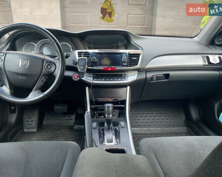 Білий Хонда Аккорд, об'ємом двигуна 2.4 л та пробігом 98 тис. км за 16200 $, фото 11 на Automoto.ua