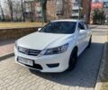 Белый Хонда Аккорд, объемом двигателя 2.36 л и пробегом 210 тыс. км за 12499 $, фото 1 на Automoto.ua