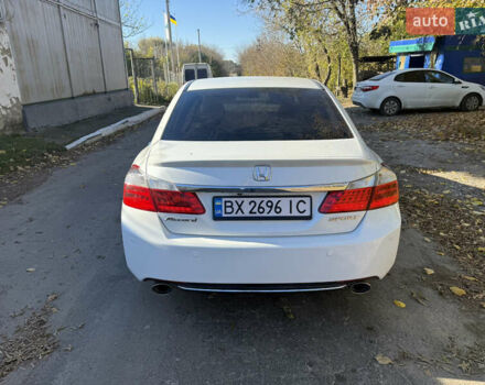 Білий Хонда Аккорд, об'ємом двигуна 2.4 л та пробігом 172 тис. км за 12999 $, фото 7 на Automoto.ua