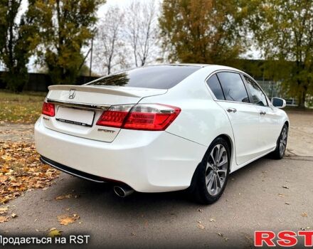 Білий Хонда Аккорд, об'ємом двигуна 2.4 л та пробігом 134 тис. км за 12900 $, фото 3 на Automoto.ua