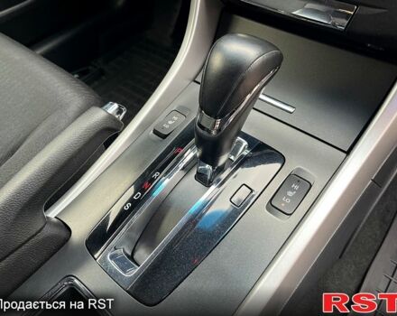 Білий Хонда Аккорд, об'ємом двигуна 2.4 л та пробігом 134 тис. км за 12900 $, фото 11 на Automoto.ua