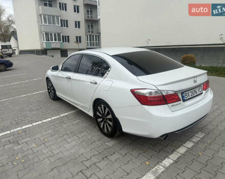 Білий Хонда Аккорд, об'ємом двигуна 2.4 л та пробігом 172 тис. км за 12999 $, фото 12 на Automoto.ua