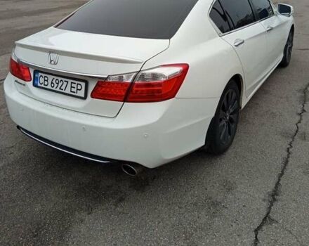 Белый Хонда Аккорд, объемом двигателя 2.36 л и пробегом 230 тыс. км за 12400 $, фото 4 на Automoto.ua