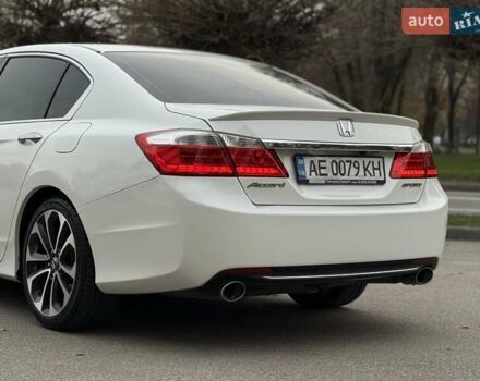 Білий Хонда Аккорд, об'ємом двигуна 2.4 л та пробігом 122 тис. км за 13500 $, фото 13 на Automoto.ua
