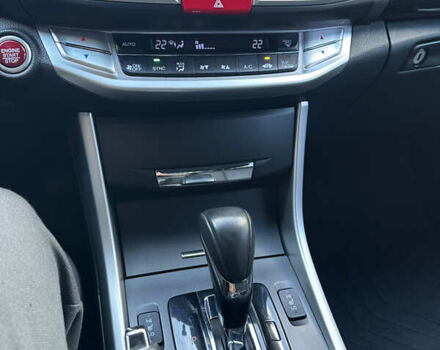 Белый Хонда Аккорд, объемом двигателя 2.4 л и пробегом 175 тыс. км за 13500 $, фото 12 на Automoto.ua