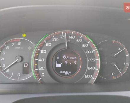 Белый Хонда Аккорд, объемом двигателя 2.36 л и пробегом 88 тыс. км за 16000 $, фото 10 на Automoto.ua