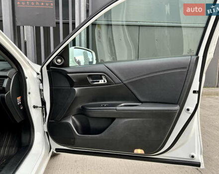 Белый Хонда Аккорд, объемом двигателя 2.4 л и пробегом 185 тыс. км за 12900 $, фото 46 на Automoto.ua