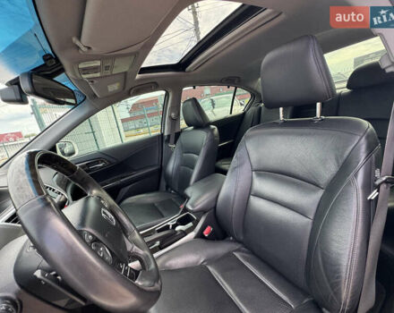 Белый Хонда Аккорд, объемом двигателя 3.5 л и пробегом 229 тыс. км за 16990 $, фото 22 на Automoto.ua