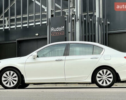 Белый Хонда Аккорд, объемом двигателя 2.4 л и пробегом 185 тыс. км за 12900 $, фото 7 на Automoto.ua