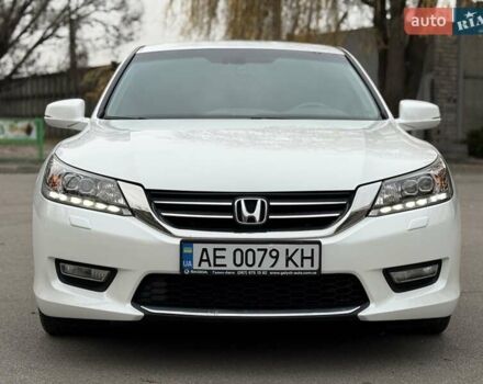 Білий Хонда Аккорд, об'ємом двигуна 2.4 л та пробігом 122 тис. км за 13500 $, фото 15 на Automoto.ua