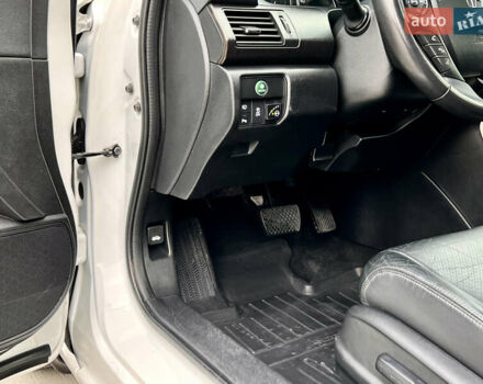 Белый Хонда Аккорд, объемом двигателя 2.4 л и пробегом 185 тыс. км за 12900 $, фото 26 на Automoto.ua