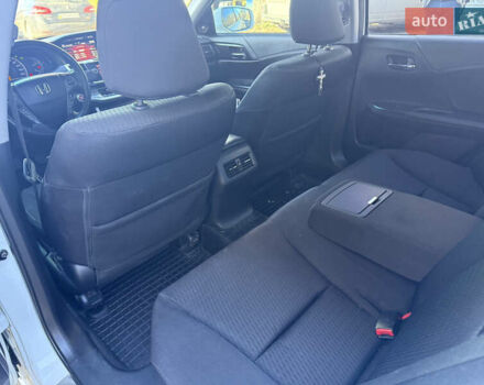 Білий Хонда Аккорд, об'ємом двигуна 2.4 л та пробігом 172 тис. км за 12999 $, фото 28 на Automoto.ua