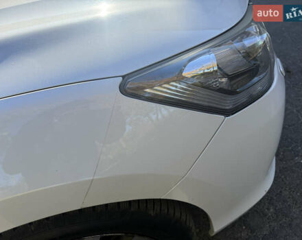 Білий Хонда Аккорд, об'ємом двигуна 2.4 л та пробігом 172 тис. км за 12999 $, фото 17 на Automoto.ua