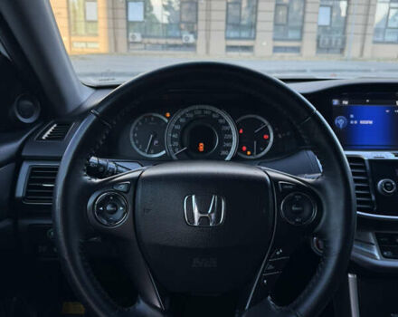 Белый Хонда Аккорд, объемом двигателя 2.4 л и пробегом 170 тыс. км за 13300 $, фото 14 на Automoto.ua