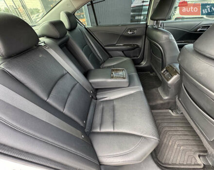 Белый Хонда Аккорд, объемом двигателя 3.5 л и пробегом 229 тыс. км за 16990 $, фото 39 на Automoto.ua