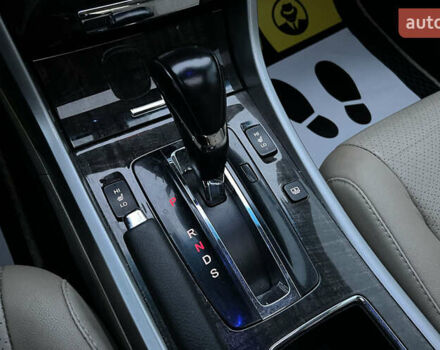 Белый Хонда Аккорд, объемом двигателя 3.47 л и пробегом 140 тыс. км за 12999 $, фото 13 на Automoto.ua