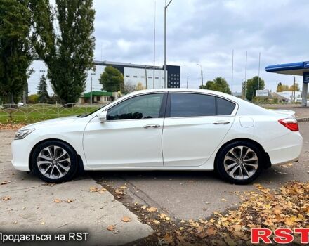 Білий Хонда Аккорд, об'ємом двигуна 2.4 л та пробігом 134 тис. км за 12900 $, фото 6 на Automoto.ua