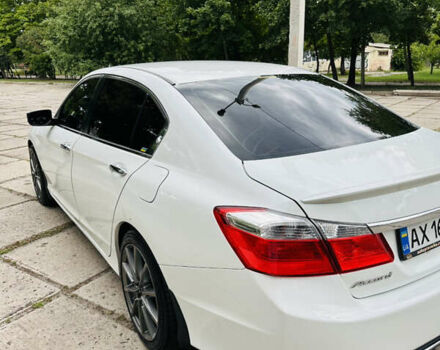Белый Хонда Аккорд, объемом двигателя 2.4 л и пробегом 163 тыс. км за 12500 $, фото 10 на Automoto.ua