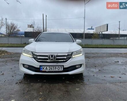 Белый Хонда Аккорд, объемом двигателя 2.36 л и пробегом 130 тыс. км за 15900 $, фото 2 на Automoto.ua