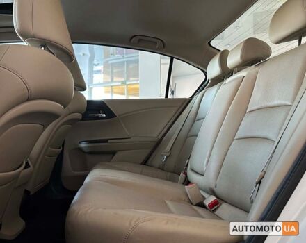 Белый Хонда Аккорд, объемом двигателя 2.4 л и пробегом 183 тыс. км за 12400 $, фото 12 на Automoto.ua