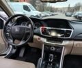 Белый Хонда Аккорд, объемом двигателя 2.4 л и пробегом 180 тыс. км за 13300 $, фото 6 на Automoto.ua