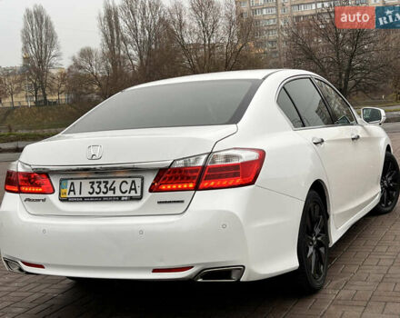 Білий Хонда Аккорд, об'ємом двигуна 2.4 л та пробігом 175 тис. км за 14700 $, фото 9 на Automoto.ua