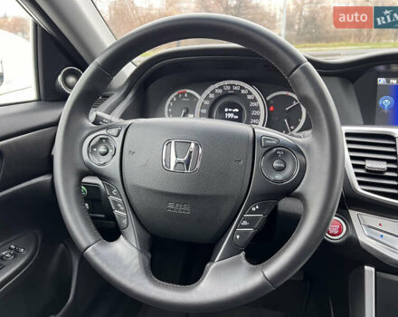 Білий Хонда Аккорд, об'ємом двигуна 2.4 л та пробігом 175 тис. км за 14700 $, фото 15 на Automoto.ua