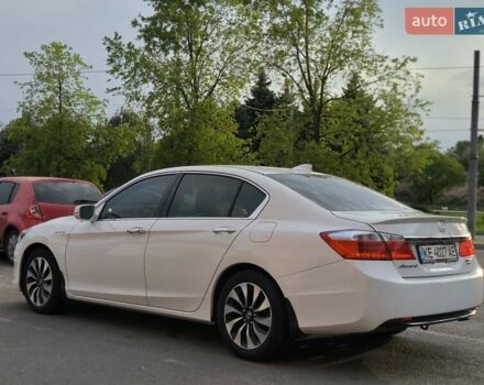 Белый Хонда Аккорд, объемом двигателя 2 л и пробегом 108 тыс. км за 15999 $, фото 3 на Automoto.ua