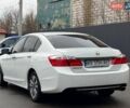 Белый Хонда Аккорд, объемом двигателя 2.36 л и пробегом 147 тыс. км за 11900 $, фото 4 на Automoto.ua