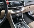 Белый Хонда Аккорд, объемом двигателя 2.4 л и пробегом 180 тыс. км за 13300 $, фото 3 на Automoto.ua