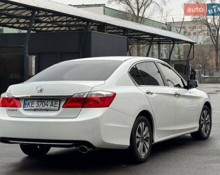 Белый Хонда Аккорд, объемом двигателя 2.36 л и пробегом 147 тыс. км за 11900 $, фото 3 на Automoto.ua