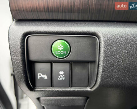 Білий Хонда Аккорд, об'ємом двигуна 2.4 л та пробігом 175 тис. км за 14700 $, фото 20 на Automoto.ua