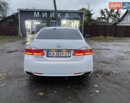 Белый Хонда Аккорд, объемом двигателя 2.36 л и пробегом 130 тыс. км за 15900 $, фото 4 на Automoto.ua