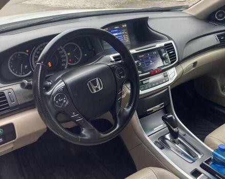 Хонда Аккорд 2014 в Чернигове на Automoto.ua Белый Хонда Аккорд, объемом двигателя 2.4 л и пробегом 190 тыс. км за 13500 $, фото 5 на Automoto.ua