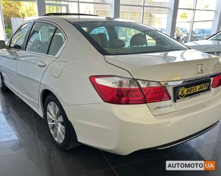 Белый Хонда Аккорд, объемом двигателя 2.4 л и пробегом 183 тыс. км за 12400 $, фото 4 на Automoto.ua