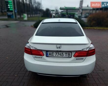 Белый Хонда Аккорд, объемом двигателя 2 л и пробегом 170 тыс. км за 12300 $, фото 3 на Automoto.ua