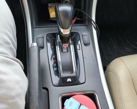 Белый Хонда Аккорд, объемом двигателя 2 л и пробегом 108 тыс. км за 15999 $, фото 13 на Automoto.ua