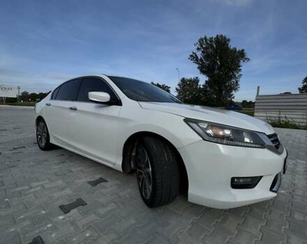Білий Хонда Аккорд, об'ємом двигуна 2.4 л та пробігом 128 тис. км за 11500 $, фото 2 на Automoto.ua