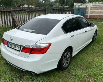 Белый Хонда Аккорд, объемом двигателя 2.36 л и пробегом 115 тыс. км за 12600 $, фото 4 на Automoto.ua